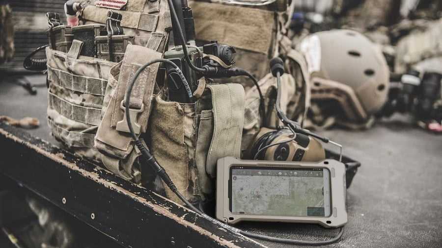 Üstünden Tank Geçer: Samsung Galaxy S20 Tactical Edition