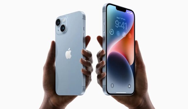 Apple’ın En Büyük iPhone’u 2024’te Geliyor