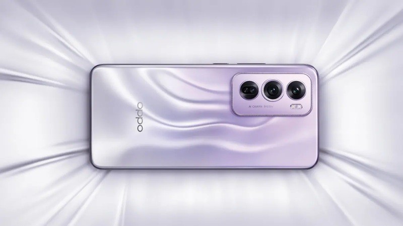 Oppo Reno 13 Pro ve Reno 12 Pro Karşılaştırması: Hangisi Daha İyi?