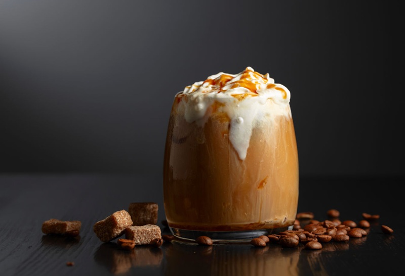 Evde Toffee Nut Latte Nasıl Yapılır? Kolay Tarif ve Kalori Bilgileri